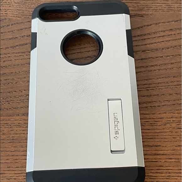SPIGEN TOUGH ARMOR iPHONE 8 AND 7S PLUS CASE IN SATIN SILVER - Picture 2 of 14
